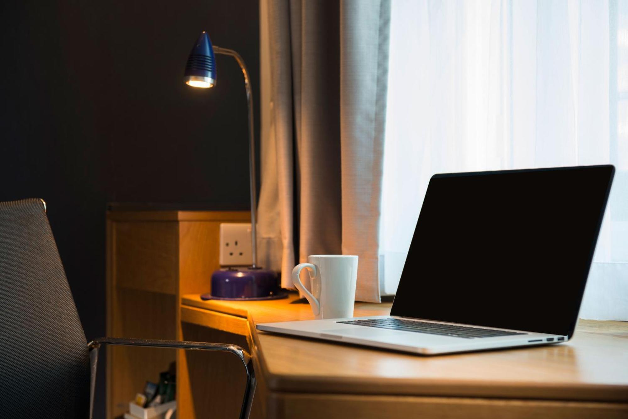 Holiday Inn Express Swansea East By Ihg Buitenkant foto